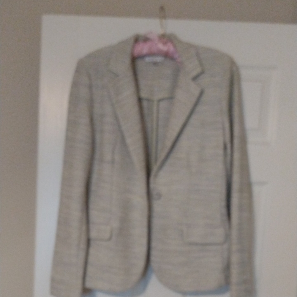 Stylish Gray Blazer